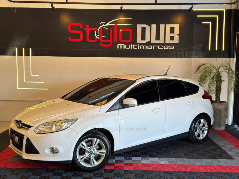 FOCUS 1.6 S 16V FLEX 4P MANUAL - 2015 - ESTâNCIA VELHA