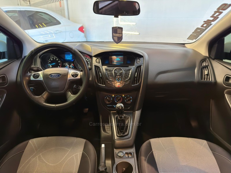 FOCUS 1.6 S 16V FLEX 4P MANUAL - 2015 - ESTâNCIA VELHA