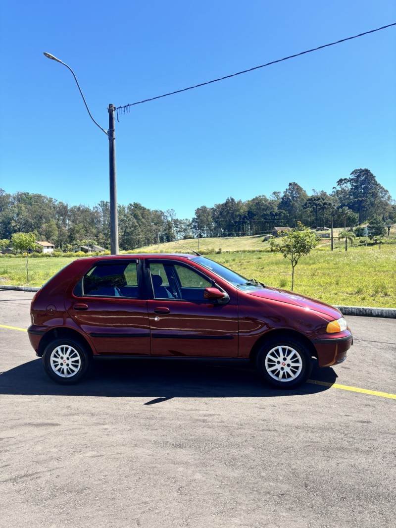 PALIO 1.3 MPI FIRE ELX 16V GASOLINA 4P MANUAL - 2000 - CARLOS BARBOSA