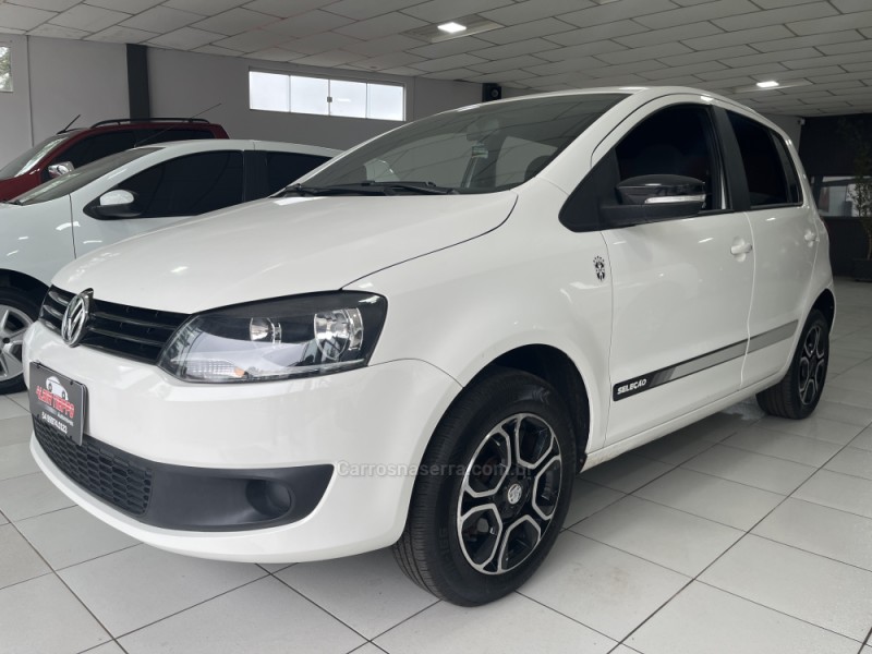 FOX 1.0 MI SELEÇÃO 8V FLEX 4P MANUAL - 2014 - SANANDUVA