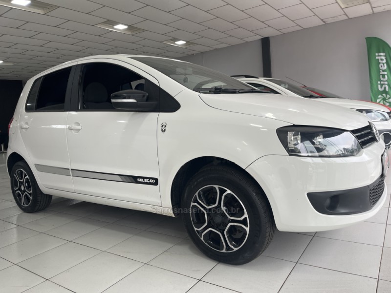 FOX 1.0 MI SELEÇÃO 8V FLEX 4P MANUAL - 2014 - SANANDUVA