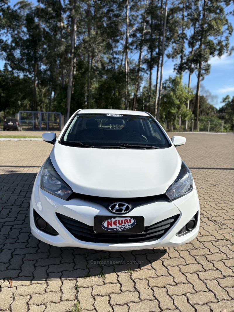 HB20 1.6 COMFORT PLUS 16V FLEX 4P AUTOMÁTICO - 2015 - LAJEADO