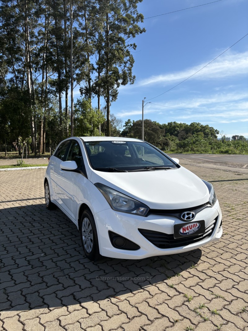 hb20 1.6 comfort plus 16v flex 4p automatico 2015 lajeado