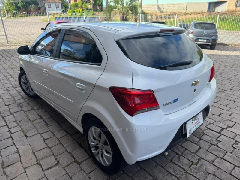 ONIX 1.4 MPFI LT 8V FLEX 4P MANUAL - 2018 - SãO MARCOS