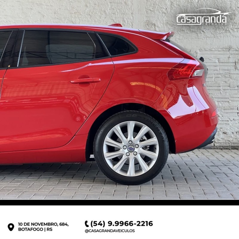 V40 2.0 T4 COMFORT TURBO GASOLINA 4P AUTOMÁTICO - 2015 - BENTO GONçALVES