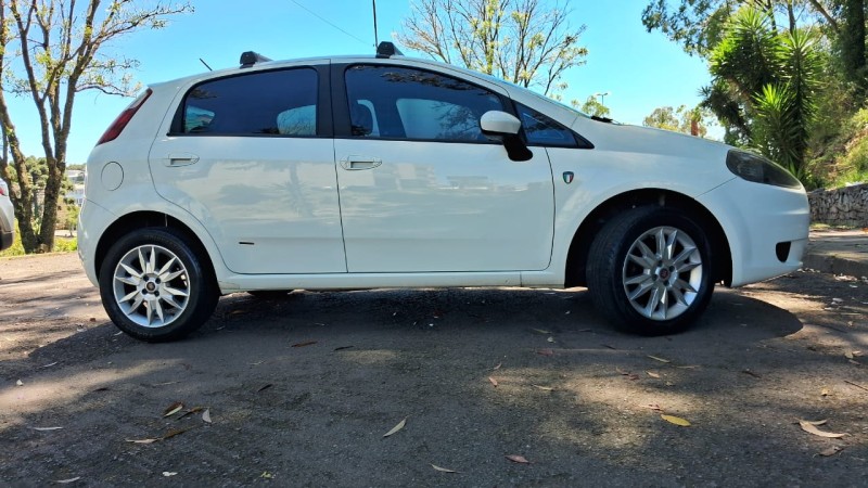 PUNTO 1.4 ATTRACTIVE ITALIA 8V FLEX 4P MANUAL