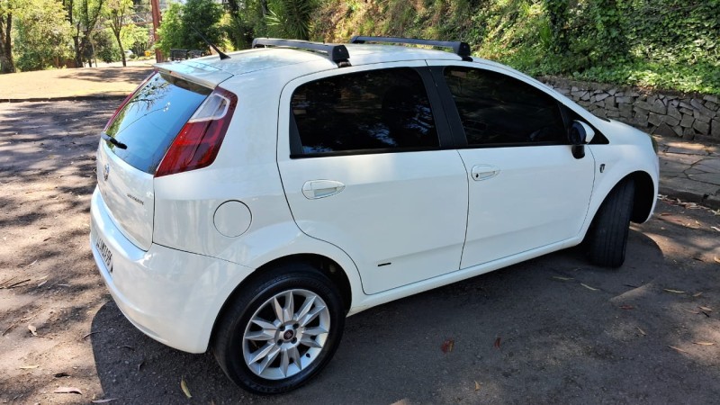 PUNTO 1.4 ATTRACTIVE ITALIA 8V FLEX 4P MANUAL - 2012 - CAXIAS DO SUL