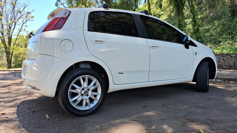 PUNTO 1.4 ATTRACTIVE ITALIA 8V FLEX 4P MANUAL - 2012 - CAXIAS DO SUL