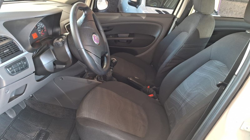 PUNTO 1.4 ATTRACTIVE ITALIA 8V FLEX 4P MANUAL - 2012 - CAXIAS DO SUL