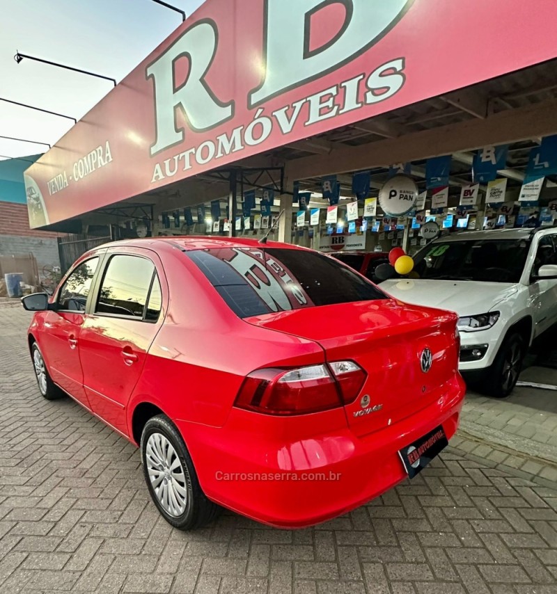 VOYAGE 1.0 MI CITY 8V FLEX 4P MANUAL - 2013 - PAROBé