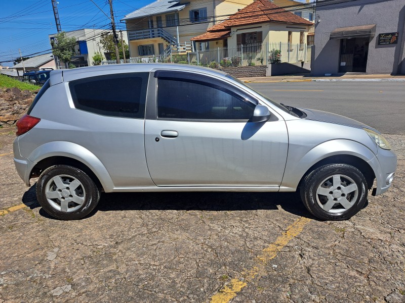 KA 1.0 MPI GL 8V GASOLINA 2P MANUAL - 2011 - FARROUPILHA