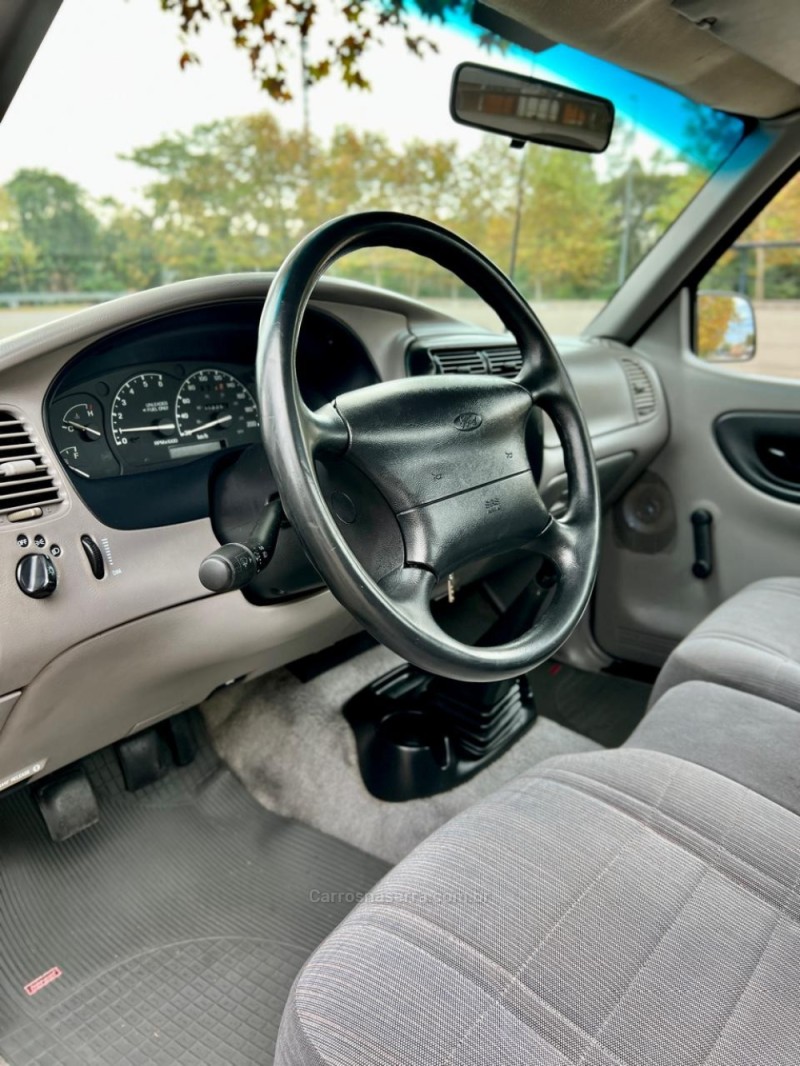 RANGER 4.0 XL 4X2 CS V6 12V GASOLINA 2P MANUAL - 1996 - BENTO GONçALVES
