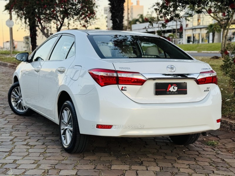 COROLLA 2.0 ALTIS 16V FLEX 4P AUTOMÁTICO - 2015 - CASCA