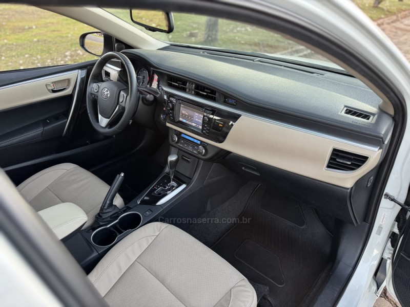 COROLLA 2.0 ALTIS 16V FLEX 4P AUTOMÁTICO