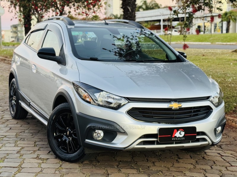 ONIX 1.4 MPFI ACTIV 8V FLEX 4P AUTOMÁTICO - 2019 - CASCA