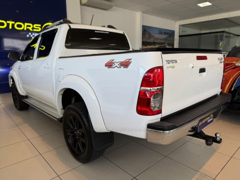 HILUX 2.7 SRV 4X4 CD 16V FLEX 4P AUTOMÁTICO - 2013 - SãO LEOPOLDO