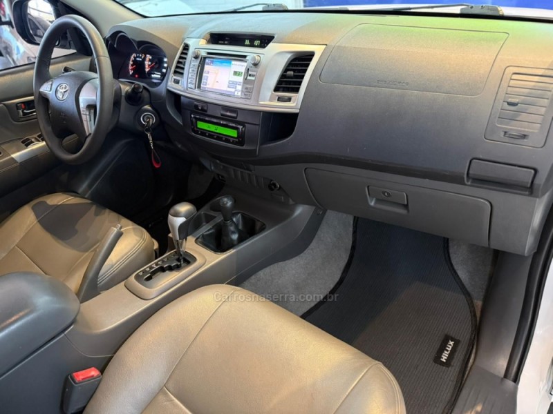 HILUX 2.7 SRV 4X4 CD 16V FLEX 4P AUTOMÁTICO - 2013 - SãO LEOPOLDO