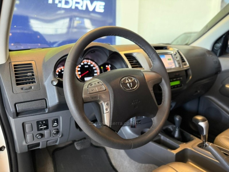 HILUX 2.7 SRV 4X4 CD 16V FLEX 4P AUTOMÁTICO - 2013 - SãO LEOPOLDO