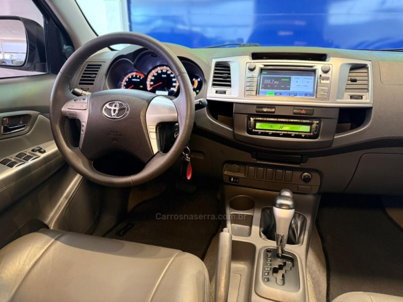 HILUX 2.7 SRV 4X4 CD 16V FLEX 4P AUTOMÁTICO - 2013 - SãO LEOPOLDO