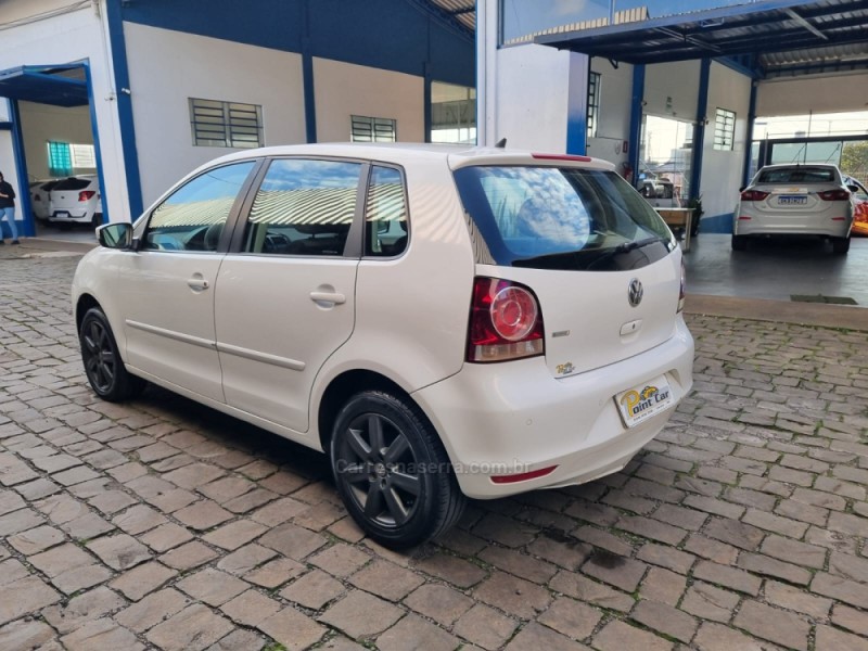 POLO 1.6 MI 8V FLEX 4P MANUAL - 2013 - VACARIA