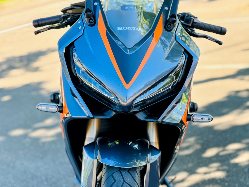 CBR 650R  - 2021 - BENTO GONçALVES