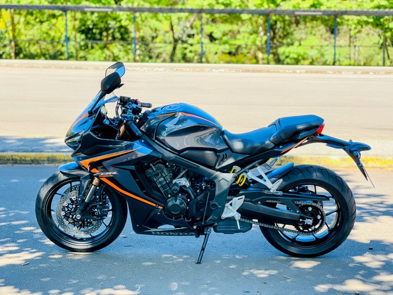 CBR 650R  - 2021 - BENTO GONçALVES
