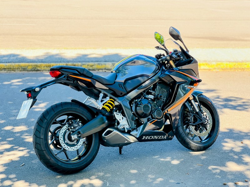 CBR 650R  - 2021 - BENTO GONçALVES