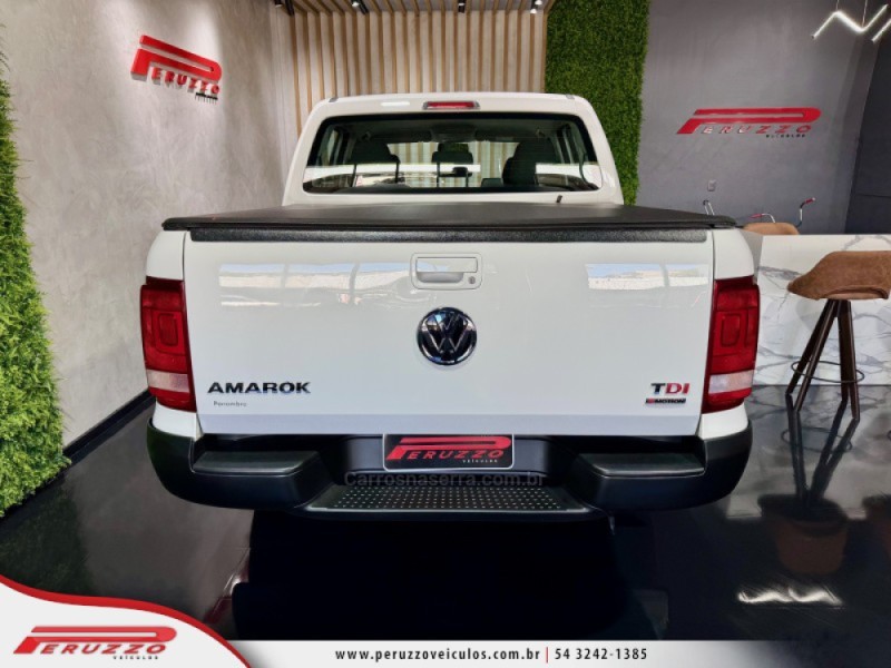 AMAROK 2.0 SE 4X4 CD 16V TURBO INTERCOOLER DIESEL 4P MANUAL - 2017 - NOVA PRATA
