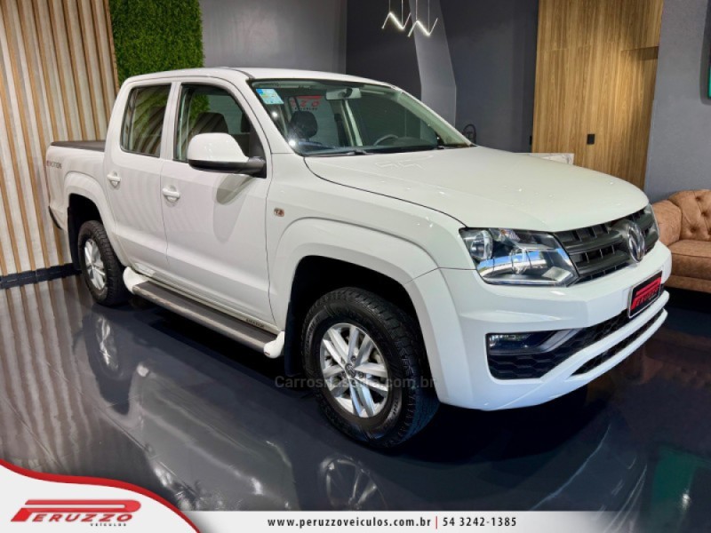 AMAROK 2.0 SE 4X4 CD 16V TURBO INTERCOOLER DIESEL 4P MANUAL - 2017 - NOVA PRATA