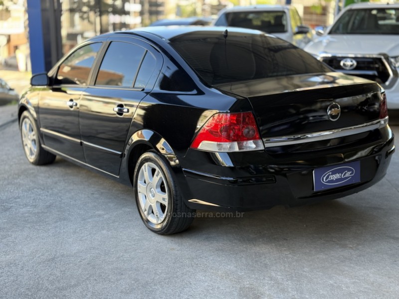 VECTRA 2.0 MPFI ELEGANCE 8V 140CV FLEX 4P MANUAL - 2008 - CAXIAS DO SUL