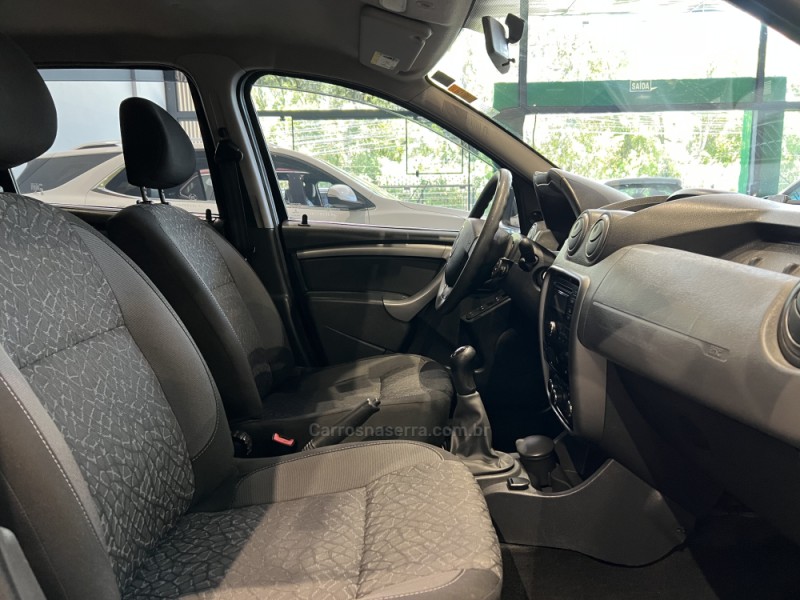 DUSTER 1.6 OUTDOOR 4X2 16V FLEX 4P MANUAL - 2015 - CAXIAS DO SUL