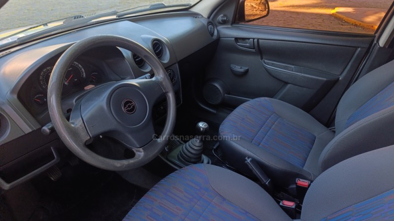 CELTA 1.0 MPFI LIFE 8V FLEX 4P MANUAL - 2009 - CAXIAS DO SUL