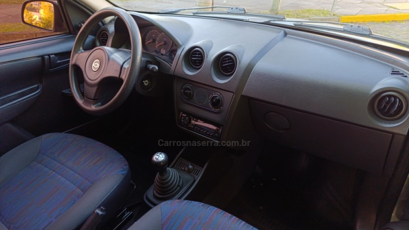 CELTA 1.0 MPFI LIFE 8V FLEX 4P MANUAL - 2009 - CAXIAS DO SUL