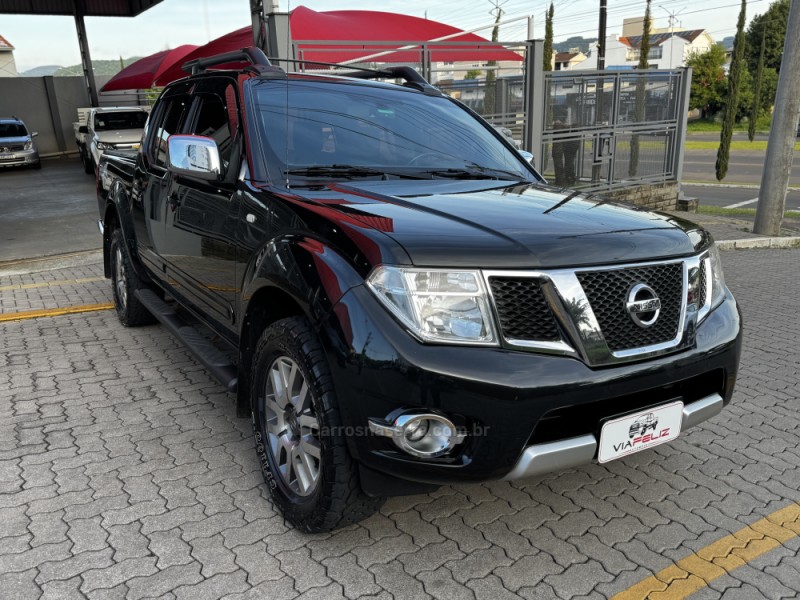 FRONTIER 2.5 SL 4X4 CD TURBO ELETRONIC DIESEL 4P AUTOMÁTICO - 2014 - FELIZ
