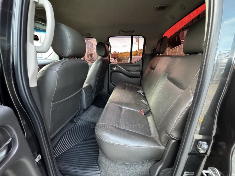 FRONTIER 2.5 SL 4X4 CD TURBO ELETRONIC DIESEL 4P AUTOMÁTICO - 2014 - FELIZ