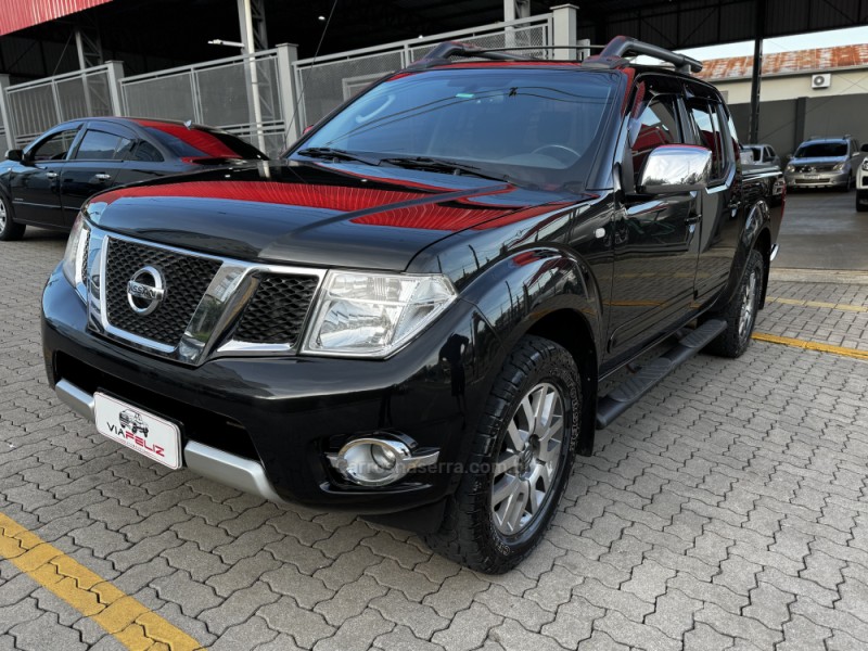 FRONTIER 2.5 SL 4X4 CD TURBO ELETRONIC DIESEL 4P AUTOMÁTICO - 2014 - FELIZ