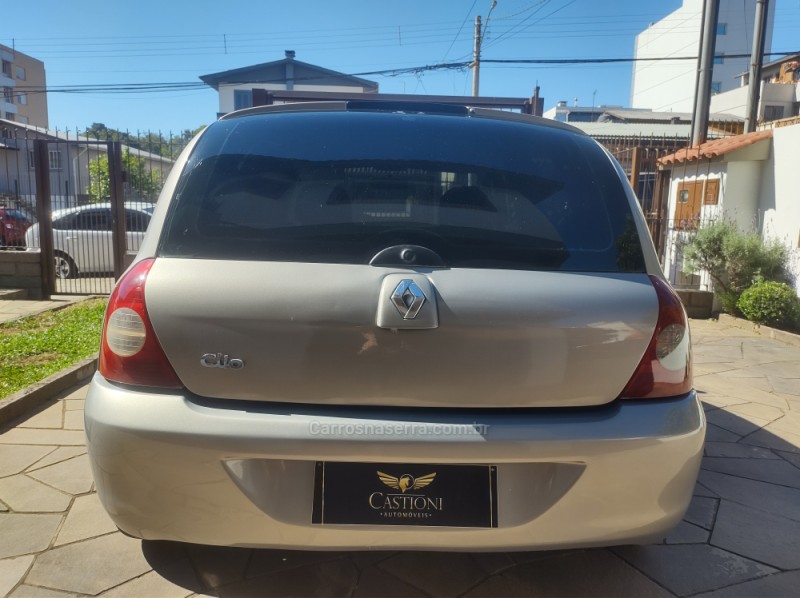 CLIO 1.0 AUTHENTIQUE 16V GASOLINA 4P MANUAL - 2009 - CAXIAS DO SUL