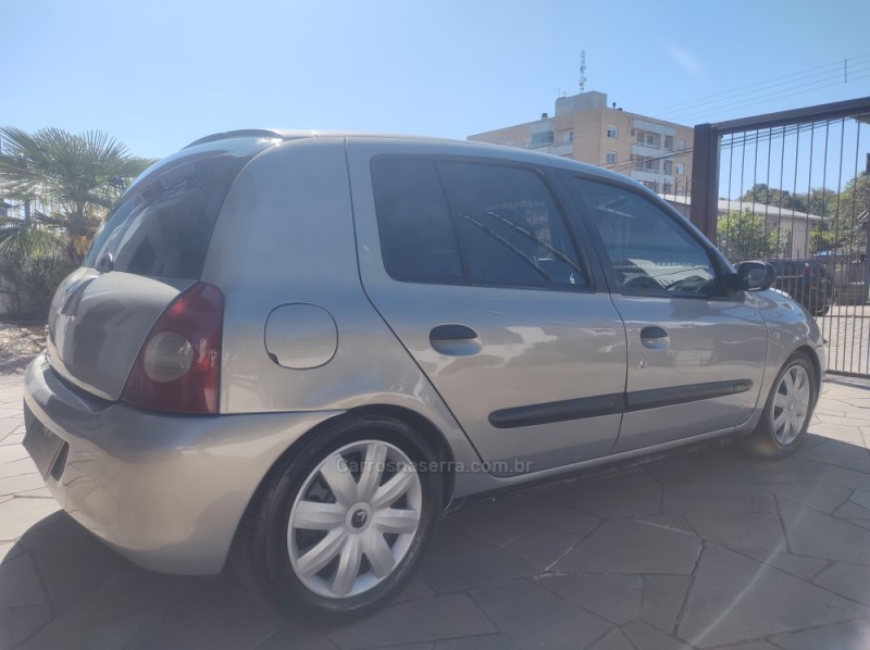 CLIO 1.0 AUTHENTIQUE 16V GASOLINA 4P MANUAL - 2009 - CAXIAS DO SUL