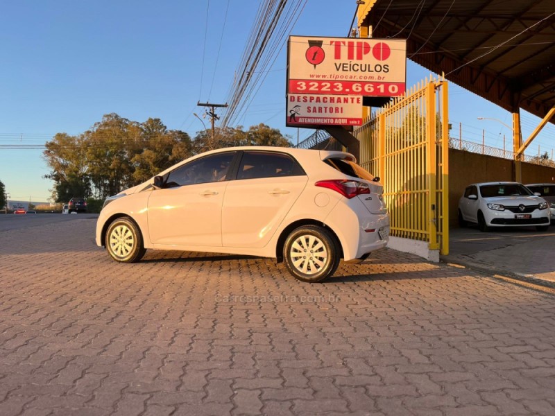 HB20 1.6 COMFORT 16V FLEX 4P MANUAL - 2015 - CAXIAS DO SUL