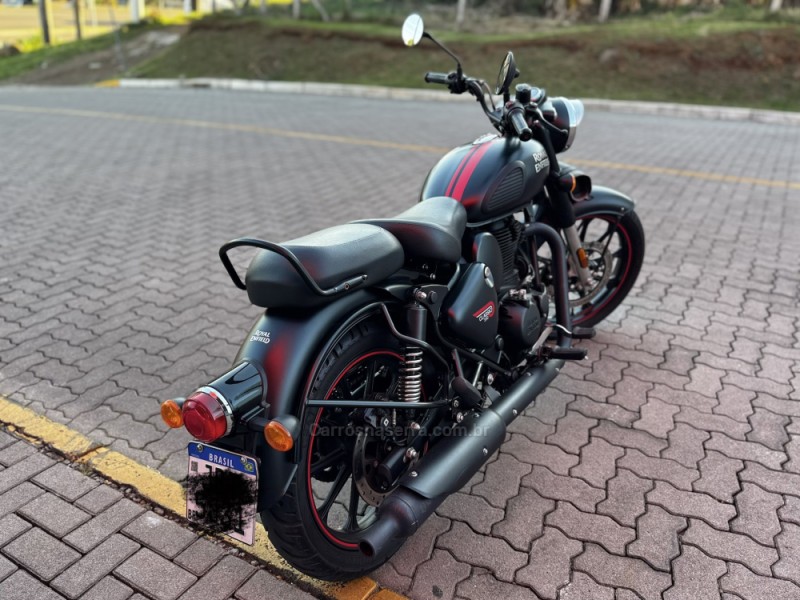 CLASSIC DARK 350 ABS - 2023 - FELIZ