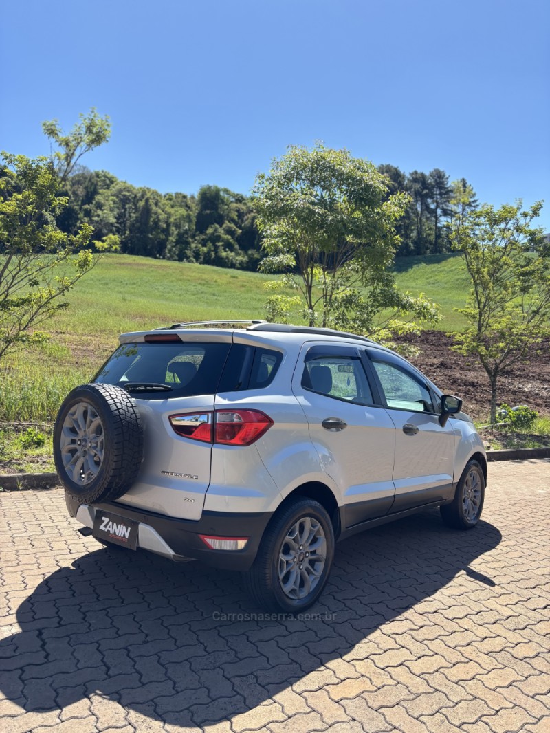 ECOSPORT 2.0 FREESTYLE 16V FLEX 4P MANUAL - 2013 - SANANDUVA