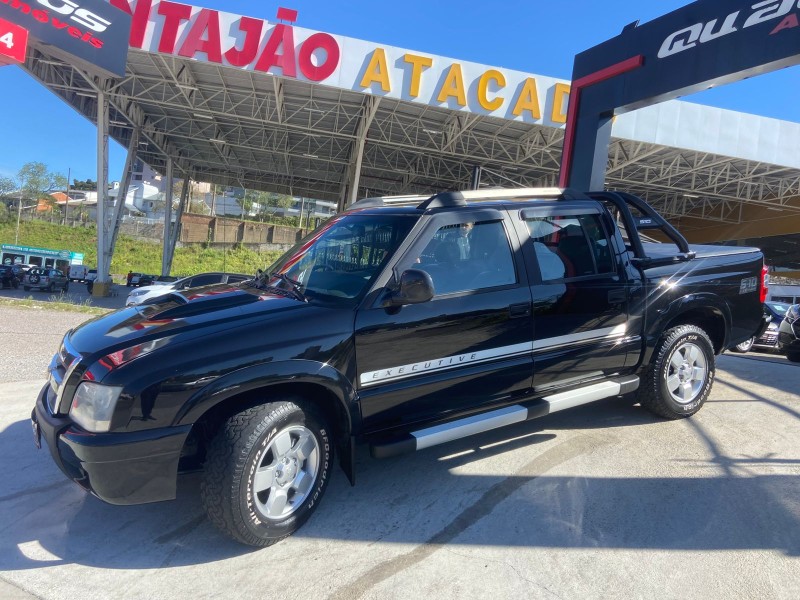 S10 2.4 MPFI EXECUTIVE 4X2 CD 8V FLEX 4P MANUAL - 2011 - CAXIAS DO SUL