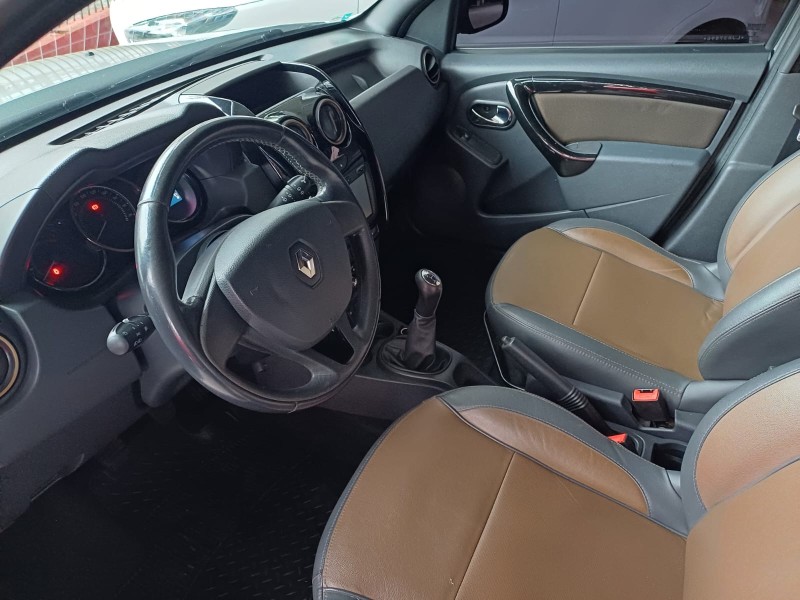 DUSTER 1.6 EXPRESSION 4X2 16V FLEX 4P MANUAL - 2020 - CAXIAS DO SUL