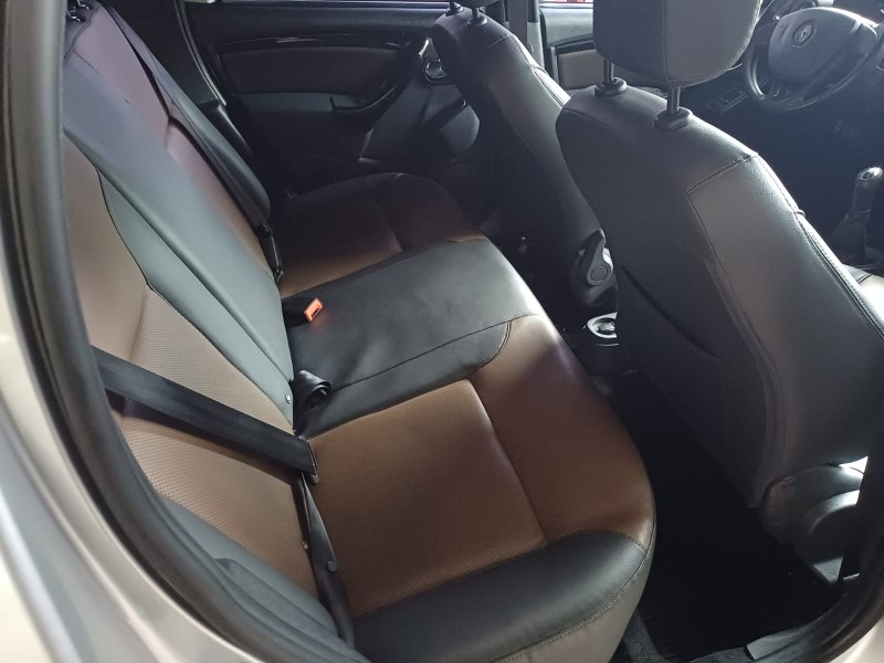 DUSTER 1.6 EXPRESSION 4X2 16V FLEX 4P MANUAL - 2020 - CAXIAS DO SUL