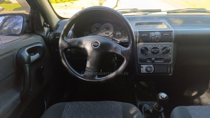 CLASSIC 1.0 MPFI LIFE 8V FLEX 4P MANUAL - 2005 - CAXIAS DO SUL