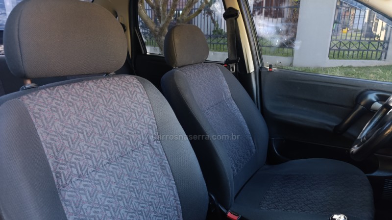CLASSIC 1.0 MPFI LIFE 8V FLEX 4P MANUAL - 2005 - CAXIAS DO SUL