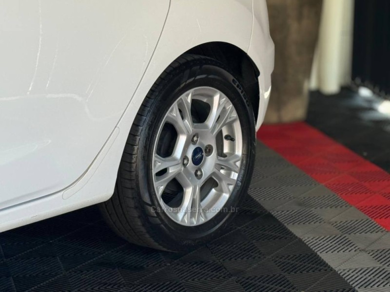 FIESTA 1.6 SE HATCH 16V FLEX 4P AUTOMÁTICO - 2014 - ESTâNCIA VELHA