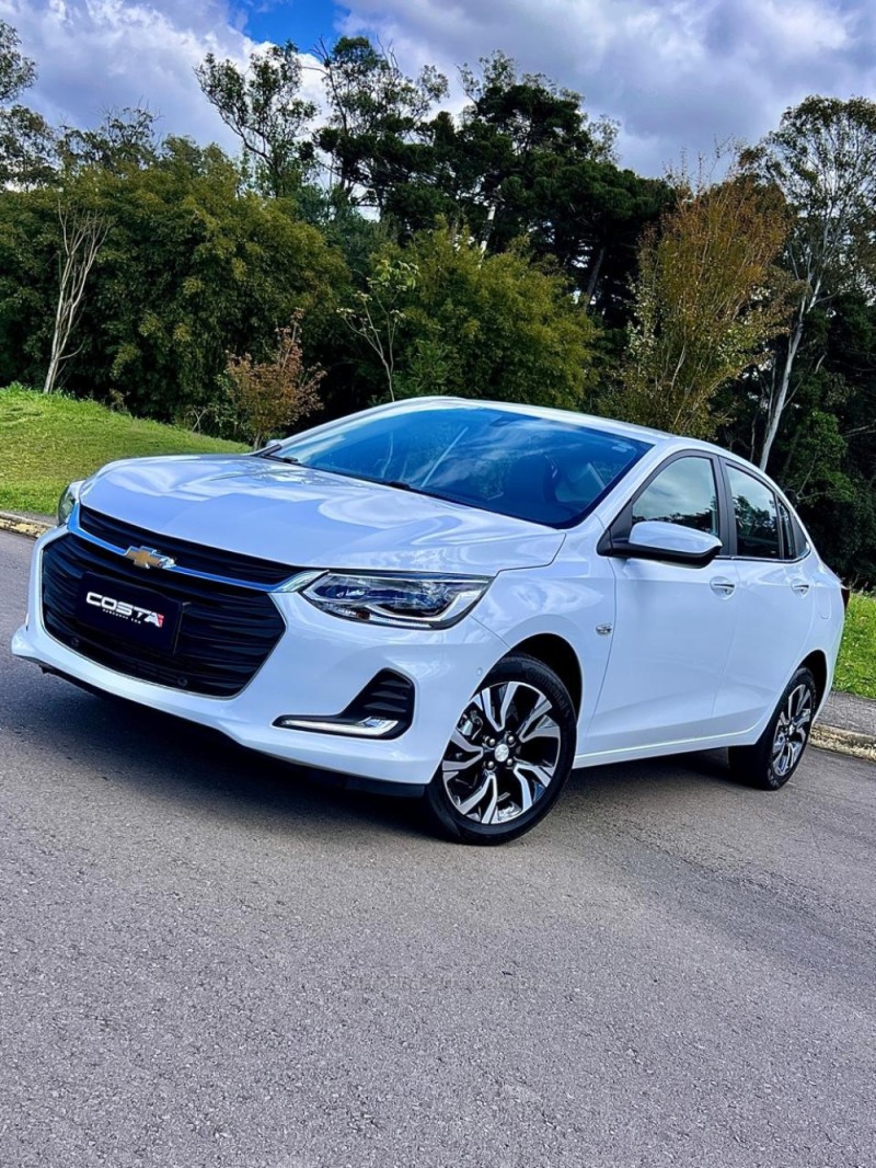 ONIX 1.0	PREMIER II PLUS 12V TURBO FLEX 4P AUTOMÁTICO - 2024 - BENTO GONçALVES