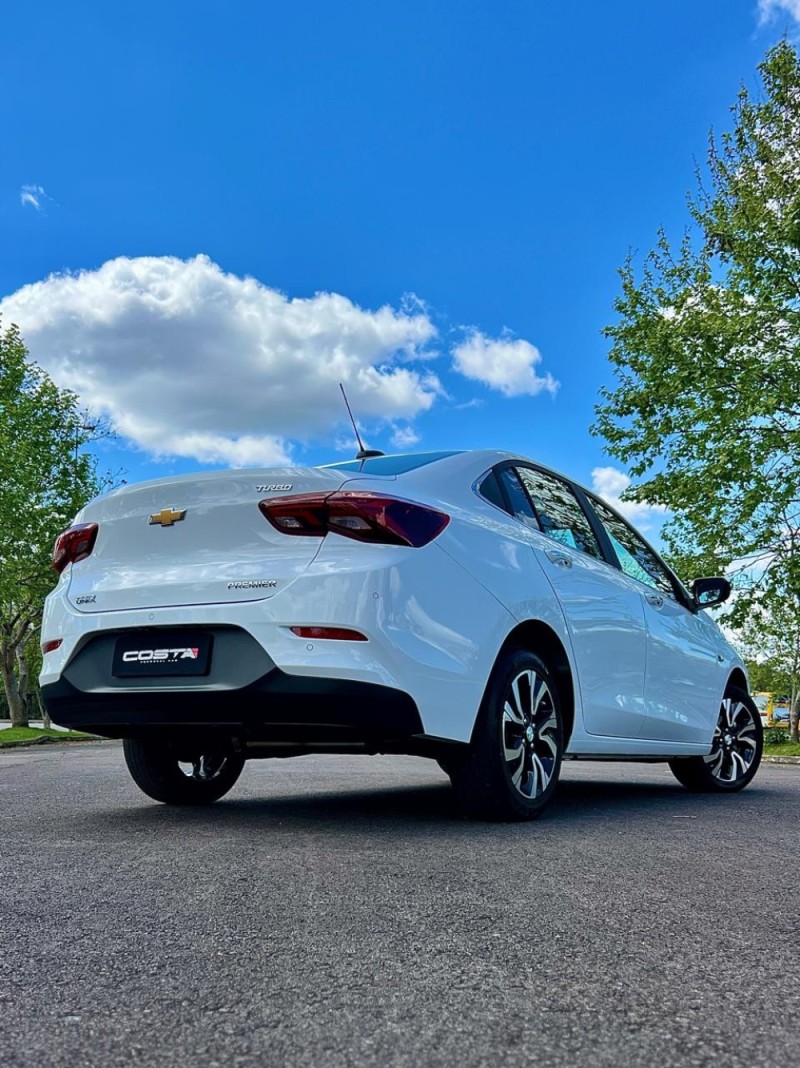 ONIX 1.0	PREMIER II PLUS 12V TURBO FLEX 4P AUTOMÁTICO - 2024 - BENTO GONçALVES