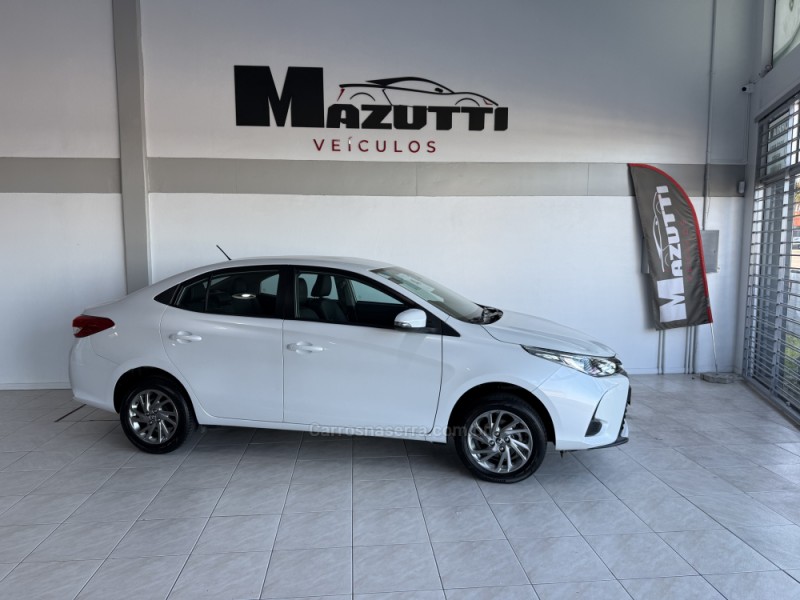 yaris 1.5 xs sedan 16v flex 4p automatico 2024 bento goncalves